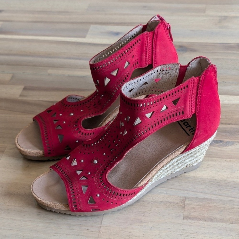 EARTH Origins Attalea Barbuda leather Espadrille Wedge Sandals Size 7 NWOT